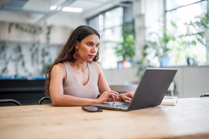 Women in mentoring conversation